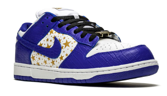 Dunk Low X Supreme " Star"