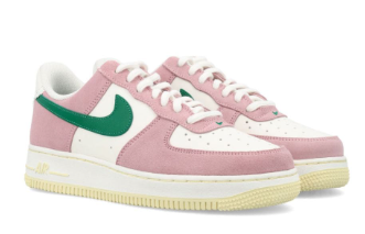 Tênis Air Force 1 '07 com recortes